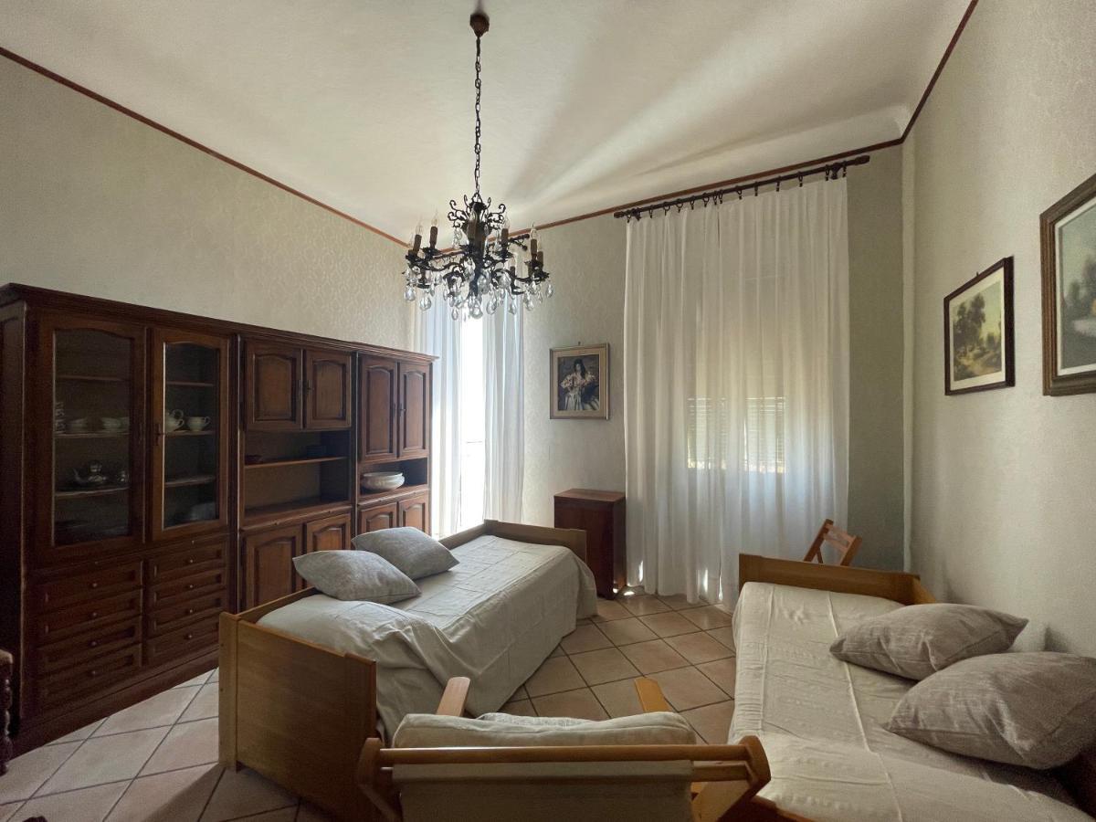 La Via Sul Mare Apartment บอร์ดิเกรา ภายนอก รูปภาพ